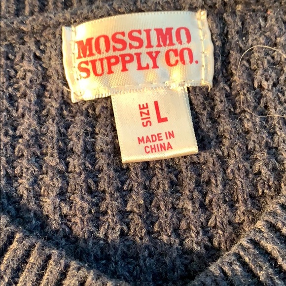 Sweater Short Sleeve Size Large (Fits a S/M Best) - Picture 8 of 9